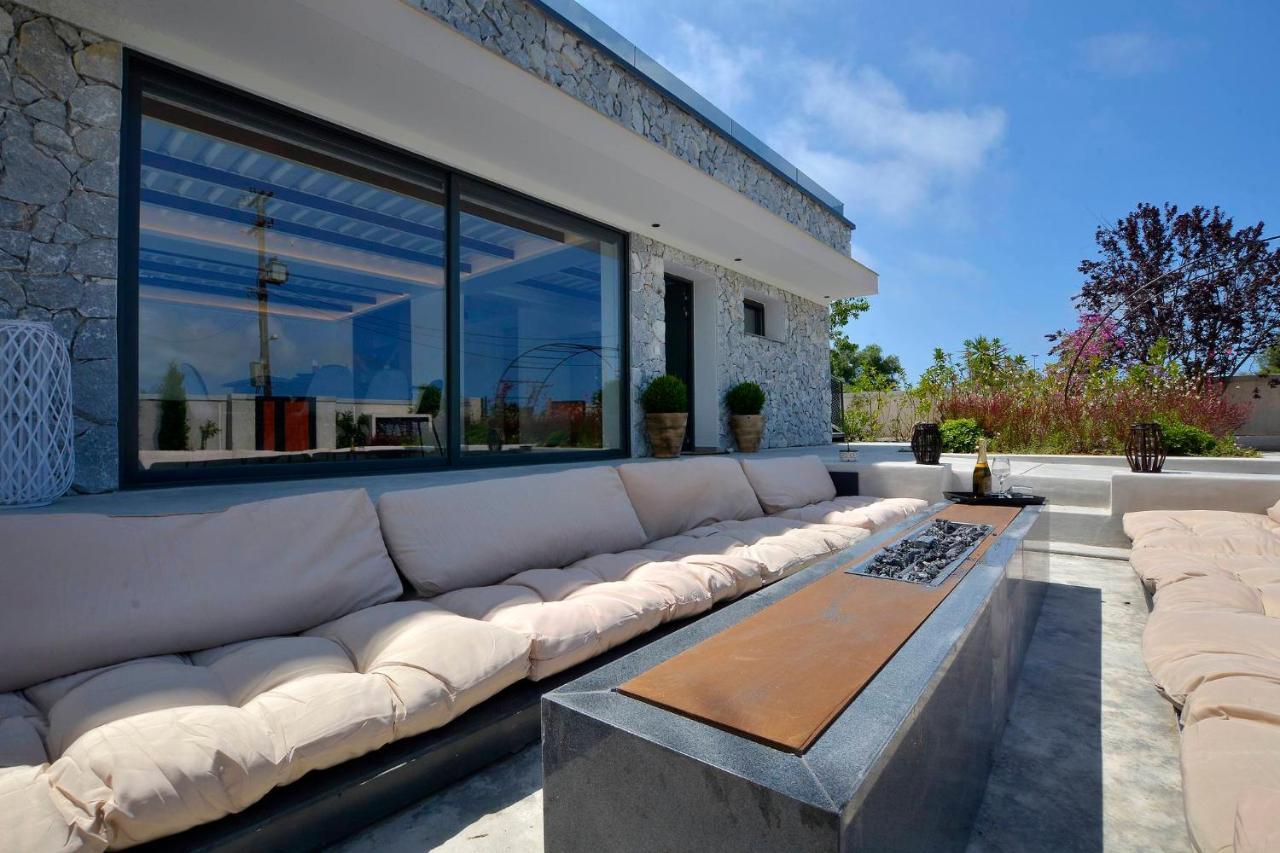Villa Flamingo - 4 Bedrooms - Private Pool - Next To Renowned Issos Beach & Lake Korission Linia Bagian luar foto
