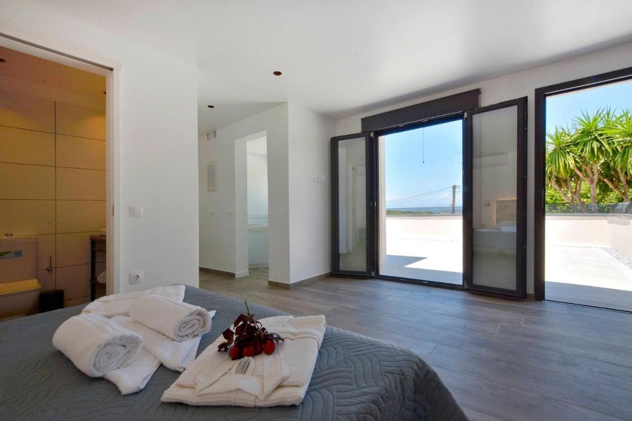 Villa Flamingo - 4 Bedrooms - Private Pool - Next To Renowned Issos Beach & Lake Korission Linia Bagian luar foto
