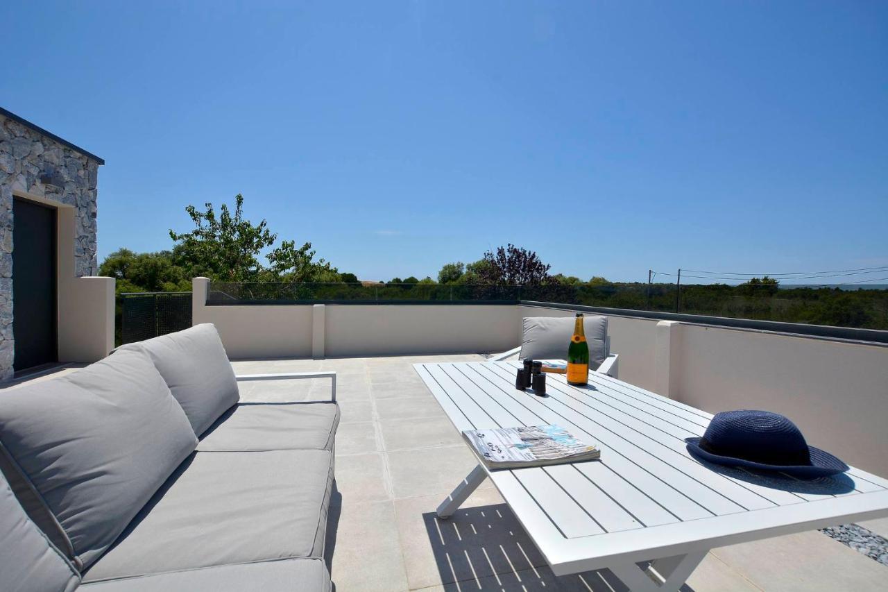 Villa Flamingo - 4 Bedrooms - Private Pool - Next To Renowned Issos Beach & Lake Korission Linia Bagian luar foto