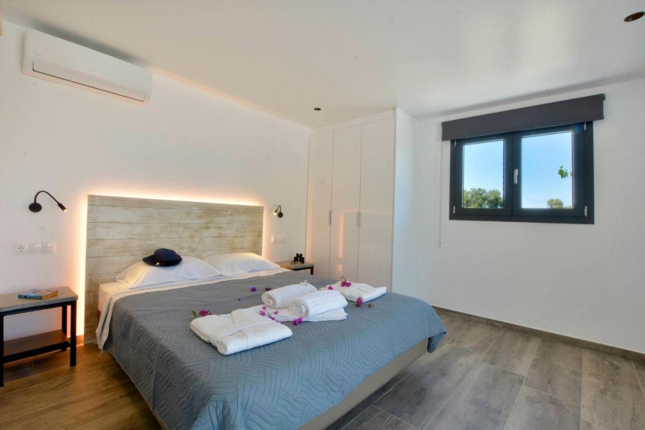 Villa Flamingo - 4 Bedrooms - Private Pool - Next To Renowned Issos Beach & Lake Korission Linia Bagian luar foto